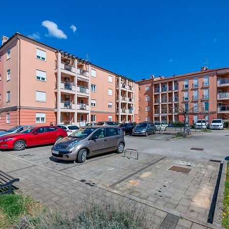 Laura House With Apartment Umag Eksteriør billede